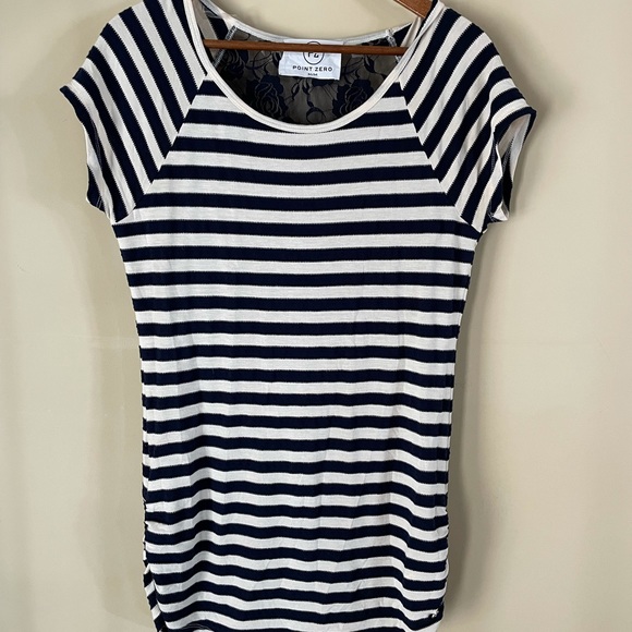 Point Zero Striped T Shirt with Scrunched Sides Size Medium - Picture 2 of 7